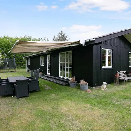 Holiday home Nyistandsat Med Kaerlighed Og Sjael