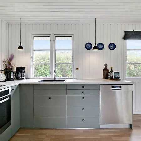 Renoveret Sommerhus Naer Fjord - Stor Terrasse, Have & Plads Til 7 Gaester Σπίτι διακοπών *